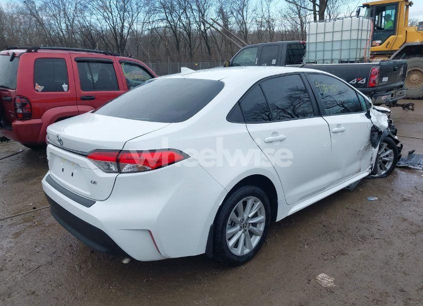 Photo 4 of 2024 Toyota Corolla LE (VIN 5YFB4MDE7RP205196)