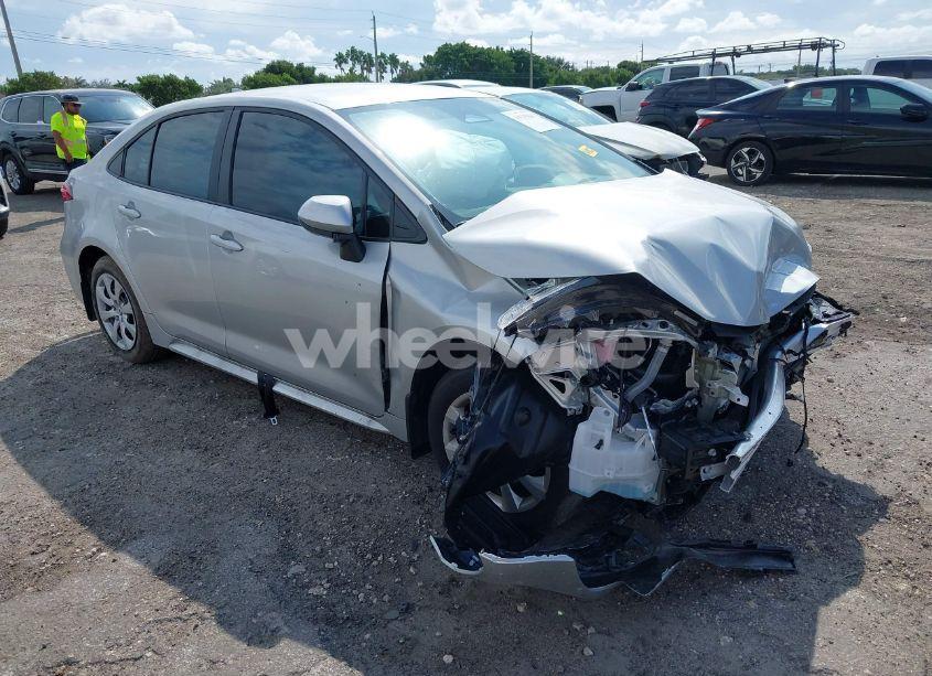 2024 Toyota Corolla LE (VIN 5YFB4MDE7RP206302) main photo