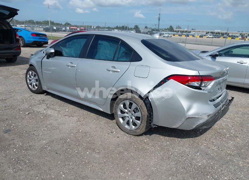 Photo 3 of 2024 Toyota Corolla LE (VIN 5YFB4MDE7RP206302)