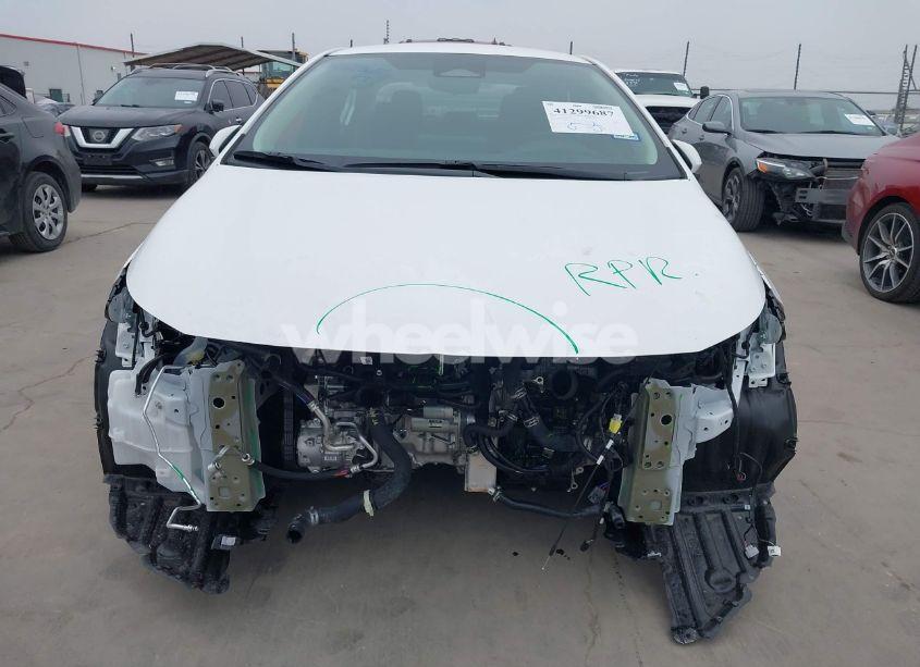 Photo 6 of 2024 Toyota Corolla LE (VIN 5YFB4MDE7RP213220)