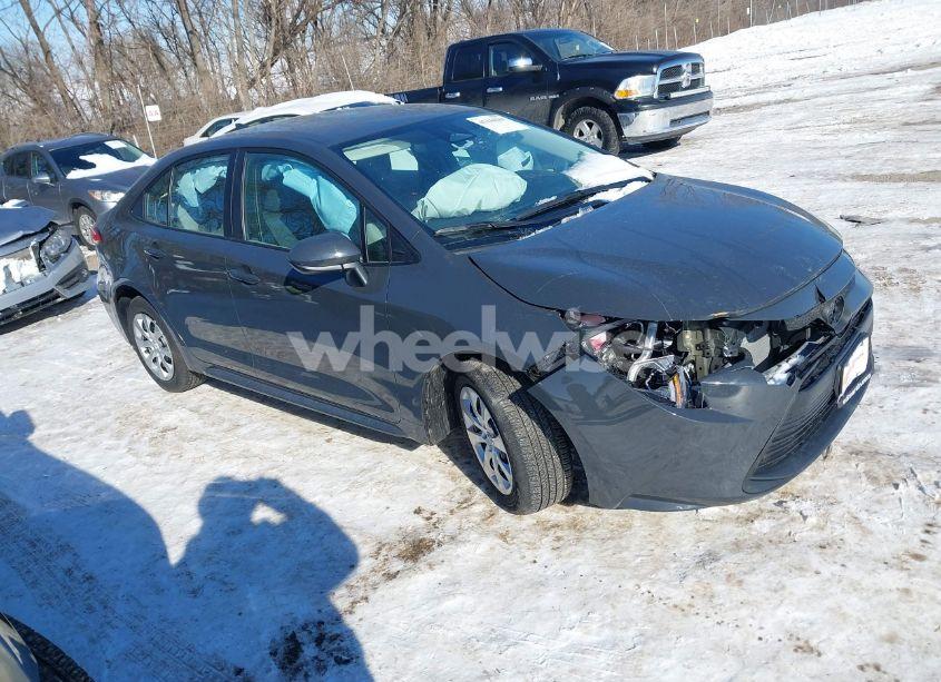 2025 Toyota Corolla LE (VIN 5YFB4MDE7SP230654) main photo