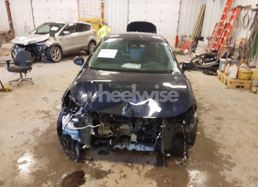 Photo 6 of 2025 Toyota Corolla LE (VIN 5YFB4MDE7SP230749)