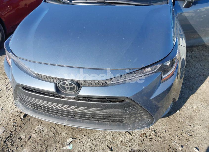 Photo 6 of 2025 Toyota Corolla LE (VIN 5YFB4MDE7SP240911)