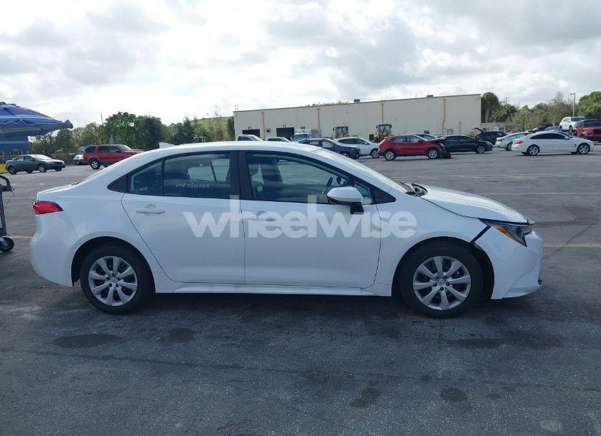 Photo 13 of 2025 Toyota Corolla LE (VIN 5YFB4MDE7SP245168)