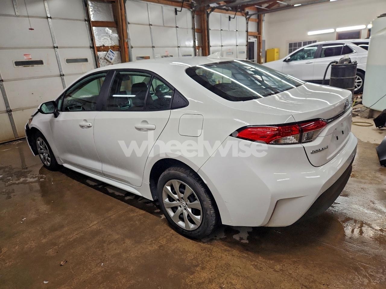 Photo 2 of 2025 TOYOTA COROLLA LE (VIN 5YFB4MDE7SP248751)