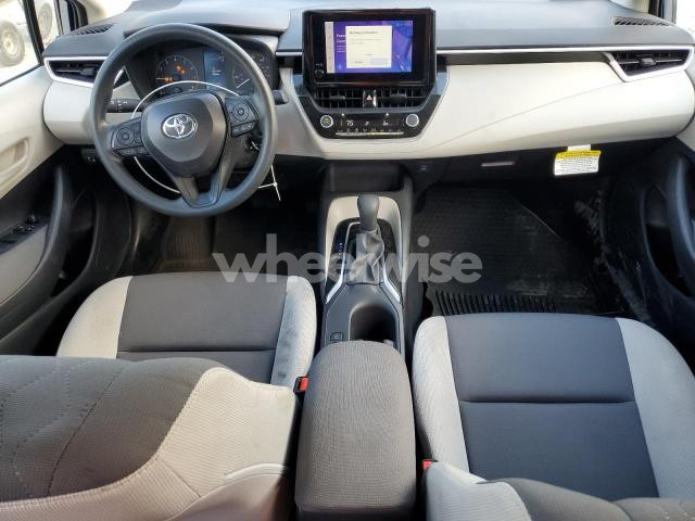 Photo 2 of 2025 TOYOTA COROLLA LE (VIN 5YFB4MDE7SP257921)
