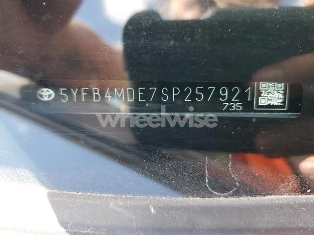 Photo 3 of 2025 TOYOTA COROLLA LE (VIN 5YFB4MDE7SP257921)