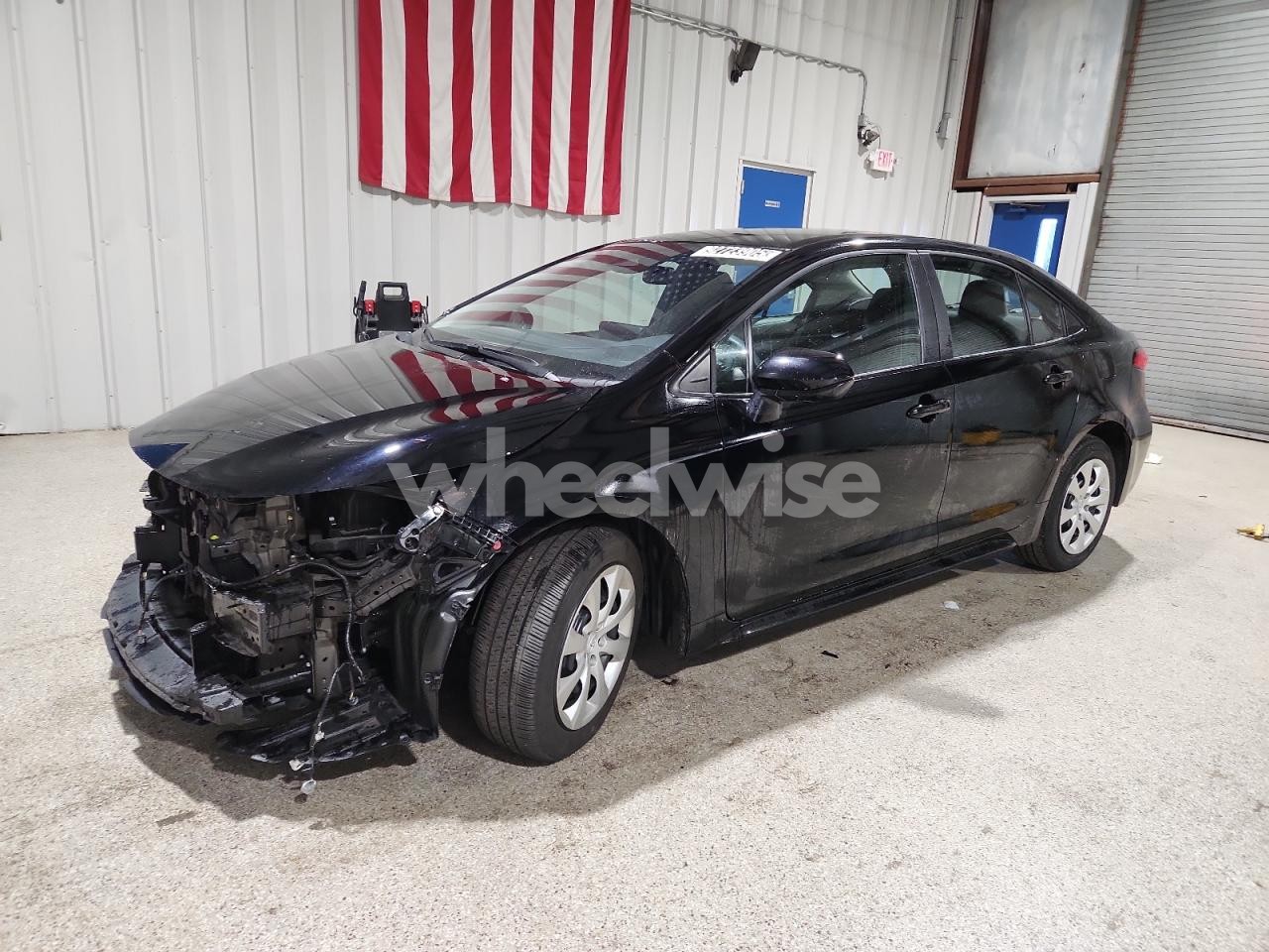 2025 TOYOTA COROLLA LE (VIN 5YFB4MDE7SP259698) main photo