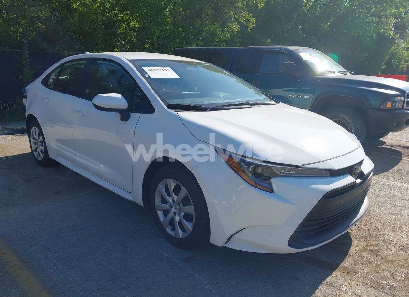 2025 Toyota Corolla LE (VIN 5YFB4MDE7SP276338) main photo