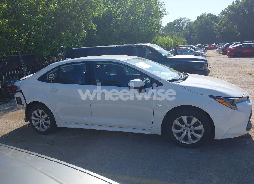 Photo 13 of 2025 Toyota Corolla LE (VIN 5YFB4MDE7SP276338)