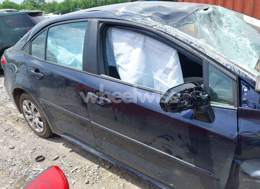 Photo 12 of 2025 Toyota Corolla LE (VIN 5YFB4MDE7SP287677)