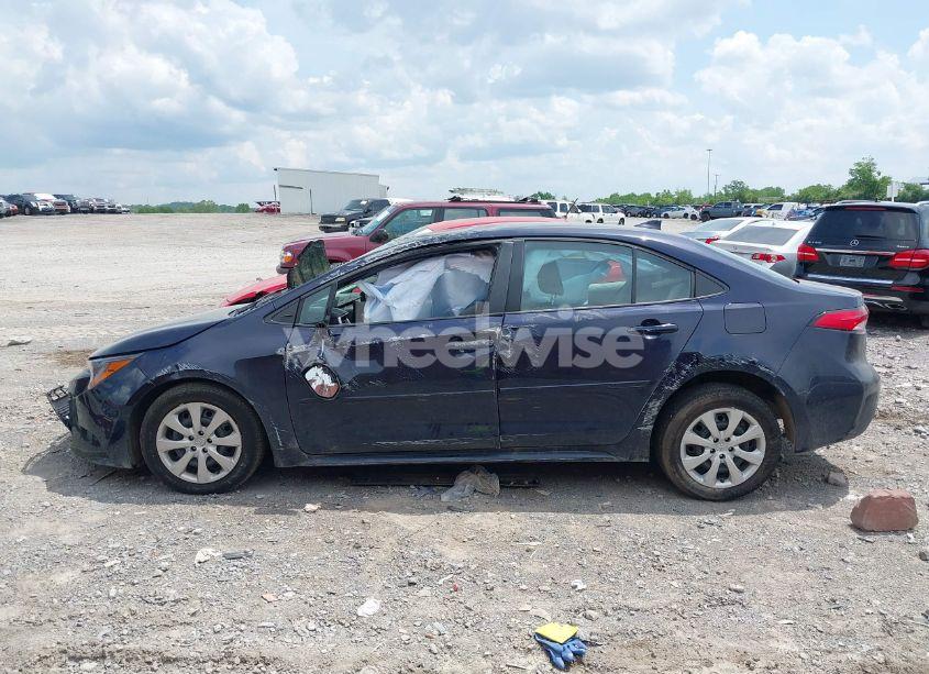 Photo 13 of 2025 Toyota Corolla LE (VIN 5YFB4MDE7SP287677)