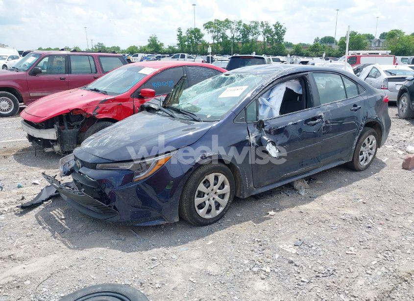 Photo 2 of 2025 Toyota Corolla LE (VIN 5YFB4MDE7SP287677)
