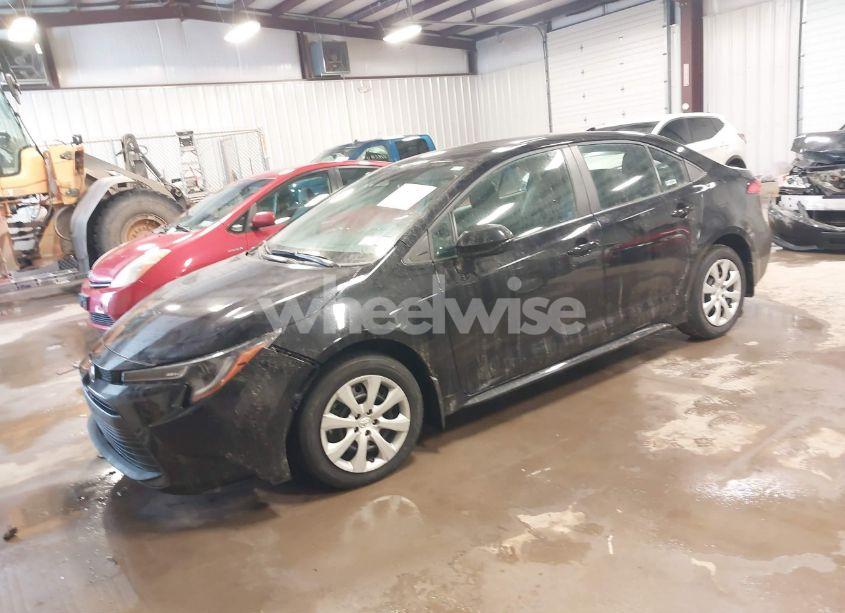 Photo 2 of 2023 Toyota Corolla LE (VIN 5YFB4MDE8PP027053)