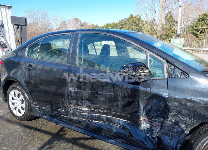 Photo 13 of 2023 Toyota Corolla LE (VIN 5YFB4MDE8PP028090)