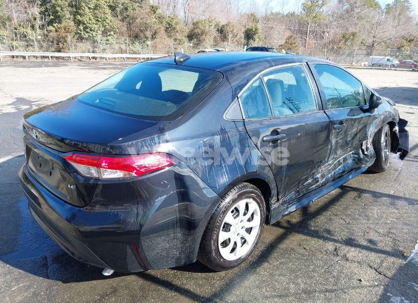 Photo 4 of 2023 Toyota Corolla LE (VIN 5YFB4MDE8PP028090)