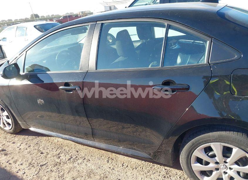 Photo 14 of 2023 Toyota Corolla LE (VIN 5YFB4MDE8PP067729)