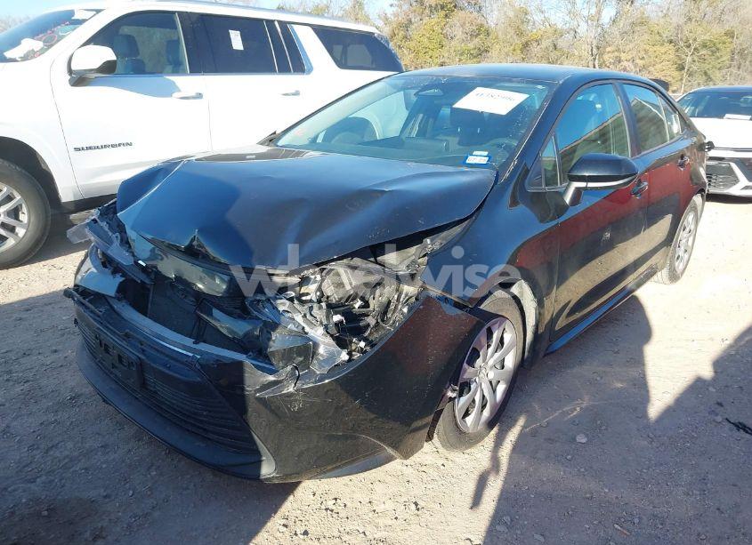 Photo 2 of 2023 Toyota Corolla LE (VIN 5YFB4MDE8PP067729)