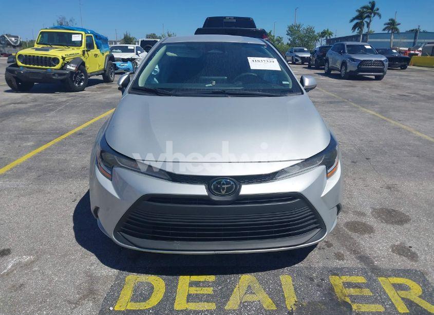 Photo 12 of 2024 Toyota Corolla LE (VIN 5YFB4MDE8RP083853)