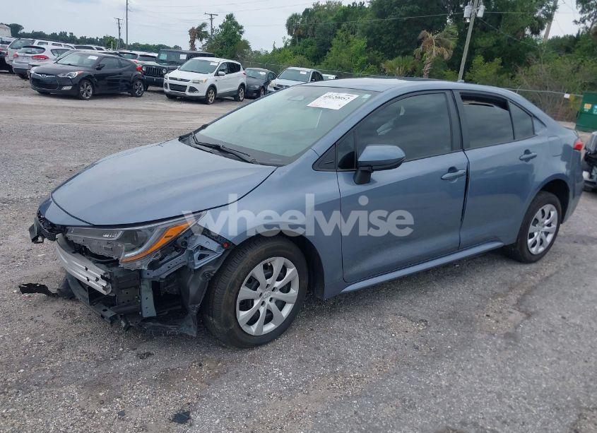 Photo 2 of 2024 Toyota Corolla LE (VIN 5YFB4MDE8RP090382)