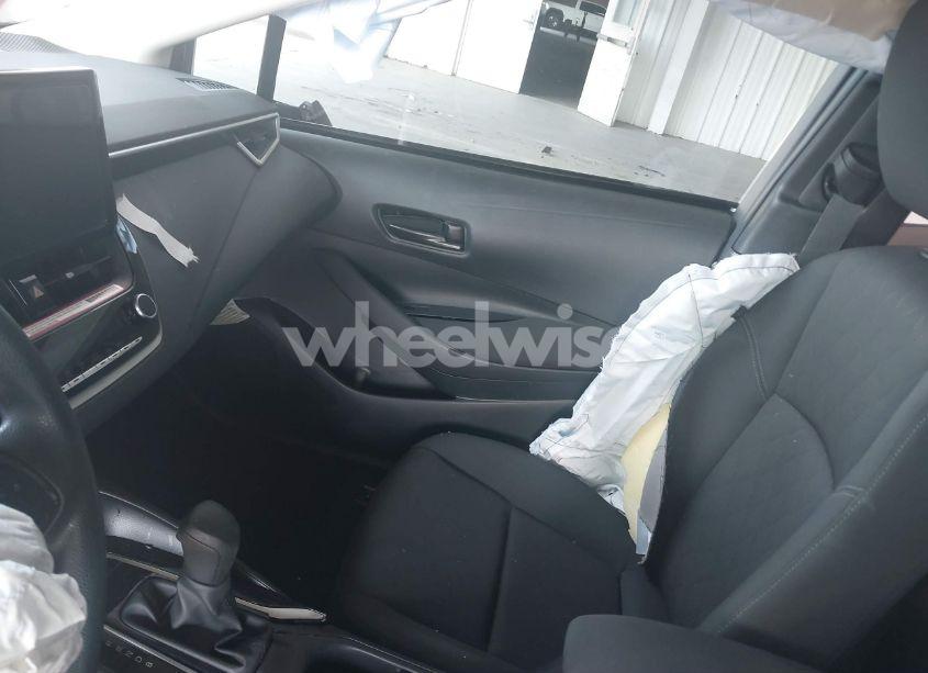 Photo 5 of 2024 Toyota Corolla LE (VIN 5YFB4MDE8RP090382)