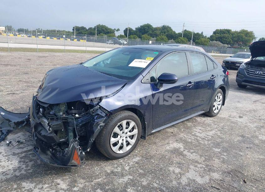 Photo 2 of 2024 Toyota Corolla LE (VIN 5YFB4MDE8RP091869)