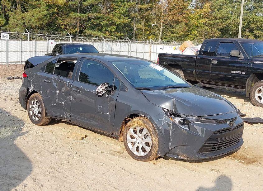 2024 Toyota Corolla LE (VIN 5YFB4MDE8RP097591) main photo