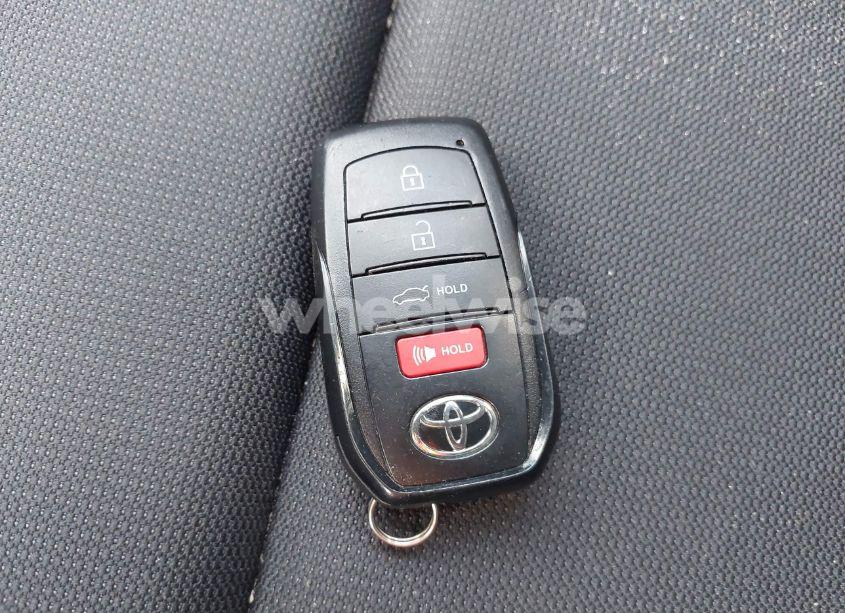 Photo 11 of 2024 Toyota Corolla LE (VIN 5YFB4MDE8RP115460)