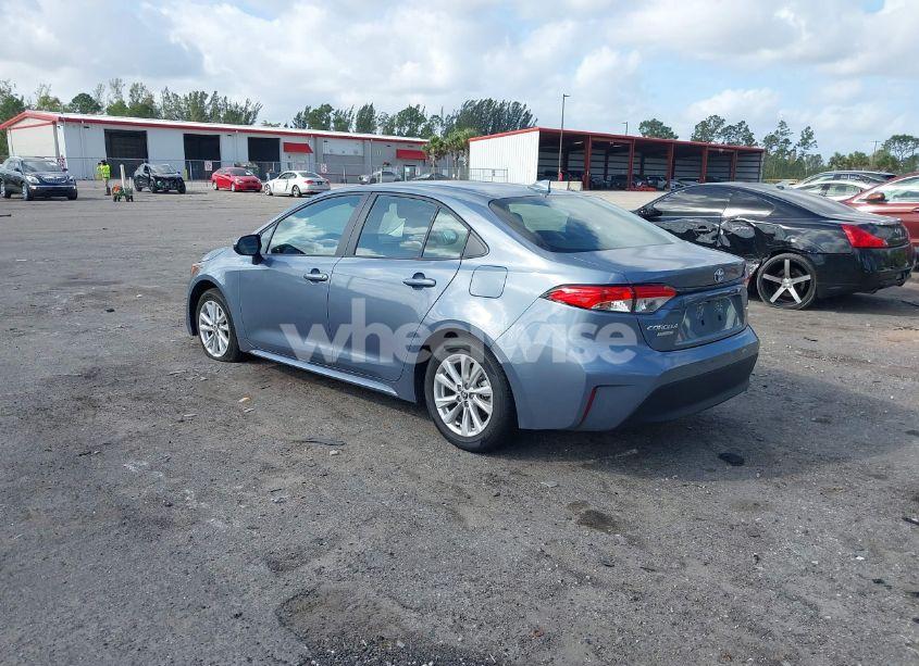 Photo 3 of 2024 Toyota Corolla LE (VIN 5YFB4MDE8RP115460)