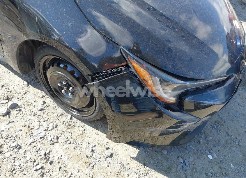 Photo 5 of 2024 Toyota Corolla LE (VIN 5YFB4MDE8RP117533)