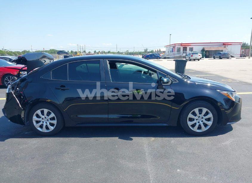 Photo 13 of 2024 Toyota Corolla LE (VIN 5YFB4MDE8RP131397)