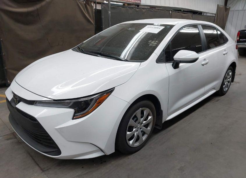 Photo 2 of 2024 Toyota Corolla LE (VIN 5YFB4MDE8RP148670)