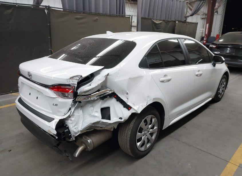 Photo 4 of 2024 Toyota Corolla LE (VIN 5YFB4MDE8RP148670)