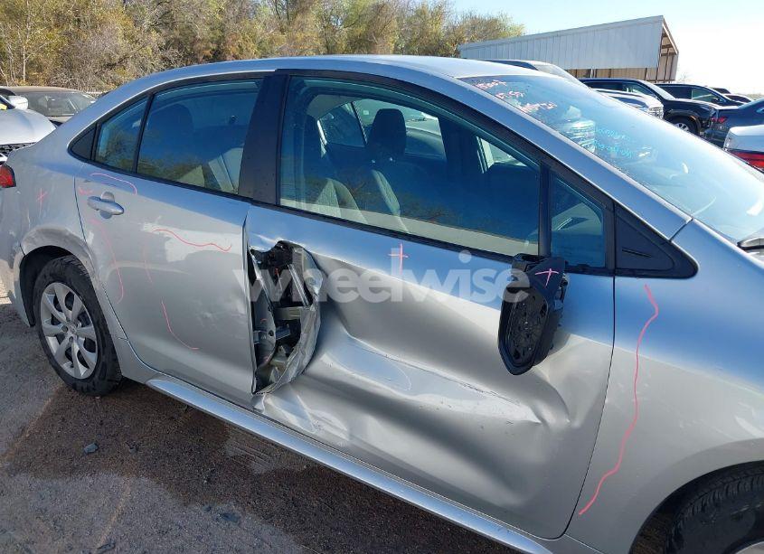 Photo 6 of 2024 Toyota Corolla LE (VIN 5YFB4MDE8RP168708)