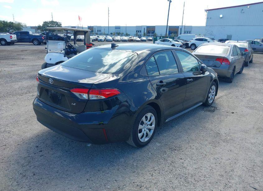 Photo 4 of 2024 Toyota Corolla LE (VIN 5YFB4MDE8RP191454)