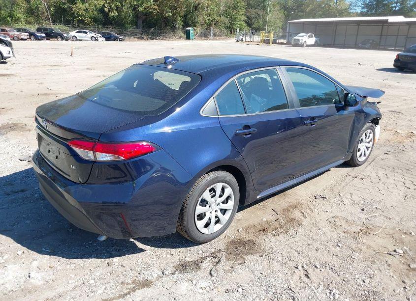 Photo 4 of 2024 Toyota Corolla LE (VIN 5YFB4MDE8RP198128)