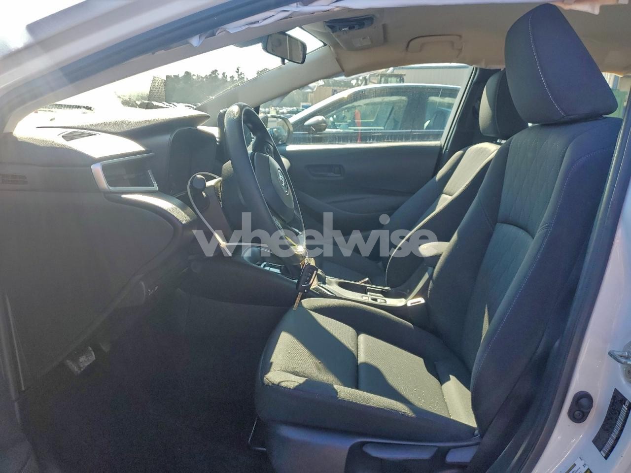 Photo 7 of 2024 TOYOTA COROLLA LE (VIN 5YFB4MDE8RP201920)