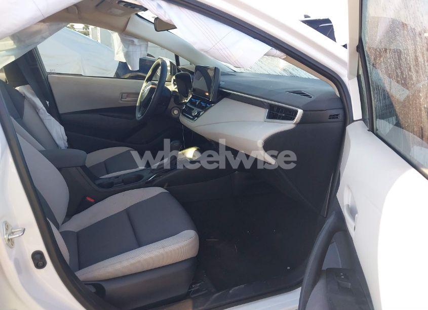 Photo 5 of 2024 Toyota Corolla LE (VIN 5YFB4MDE8RP203957)