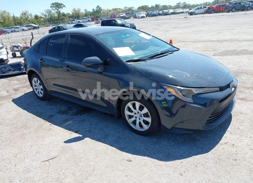 2024 Toyota Corolla LE (VIN 5YFB4MDE8RP210942) main photo