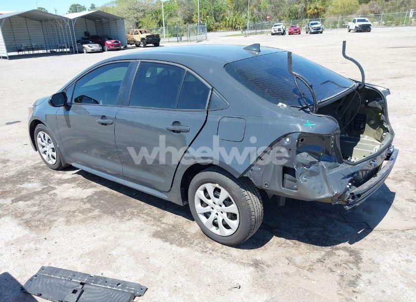 Photo 3 of 2024 Toyota Corolla LE (VIN 5YFB4MDE8RP210942)