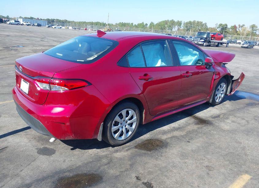 Photo 4 of 2024 Toyota Corolla LE (VIN 5YFB4MDE8RP214828)