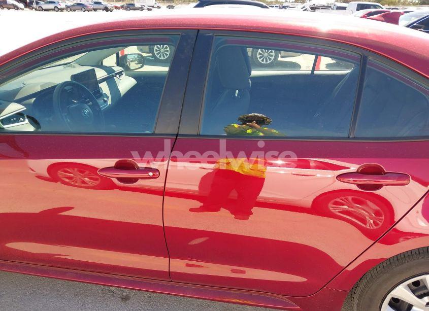 Photo 14 of 2025 Toyota Corolla LE (VIN 5YFB4MDE8SP228699)