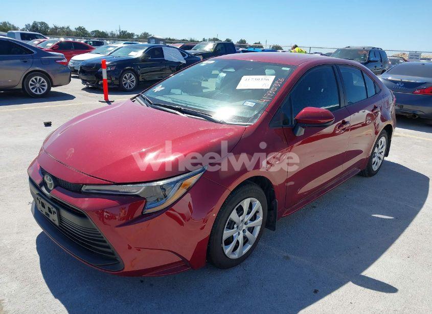 Photo 2 of 2025 Toyota Corolla LE (VIN 5YFB4MDE8SP228699)