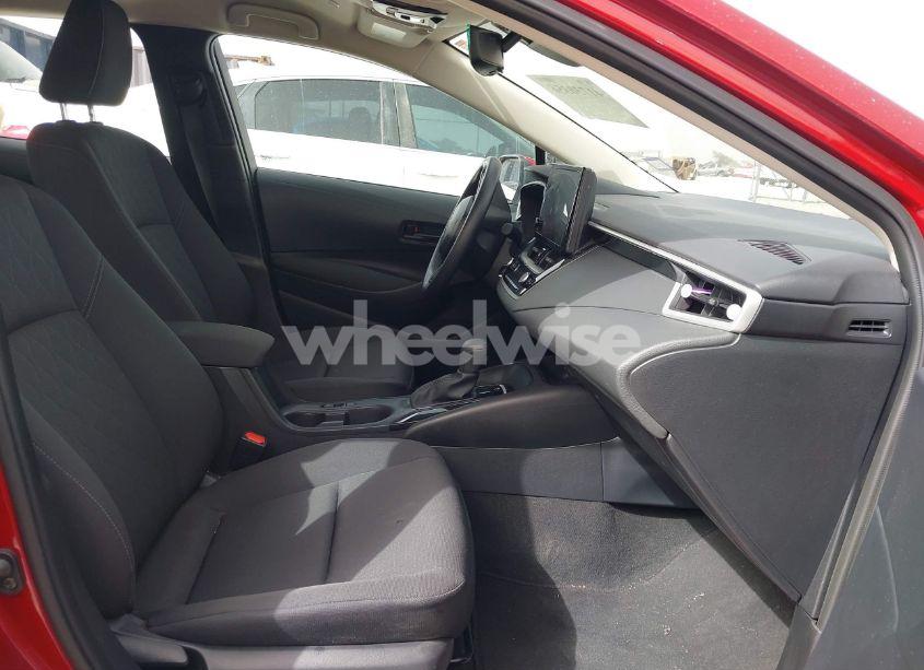 Photo 5 of 2025 Toyota Corolla LE (VIN 5YFB4MDE8SP228699)