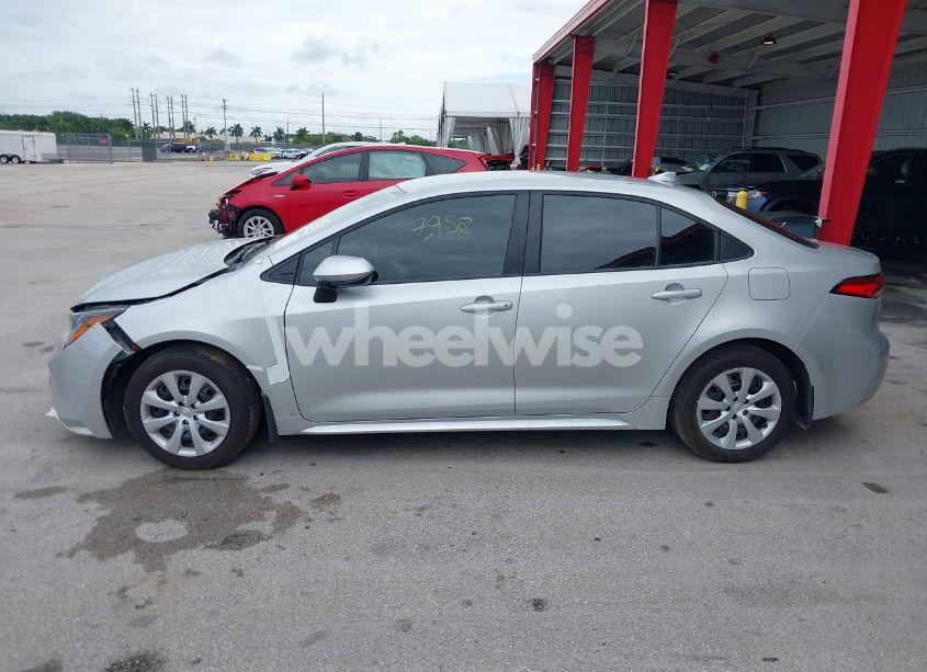 Photo 14 of 2025 Toyota Corolla LE (VIN 5YFB4MDE8SP244854)