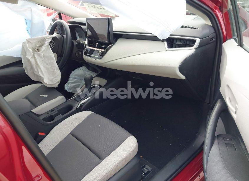 Photo 5 of 2025 Toyota Corolla LE (VIN 5YFB4MDE8SP250072)