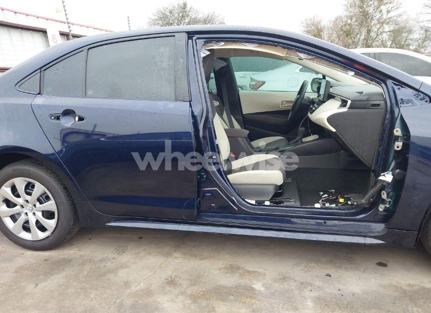 Photo 18 of 2025 Toyota Corolla LE (VIN 5YFB4MDE8SP258799)