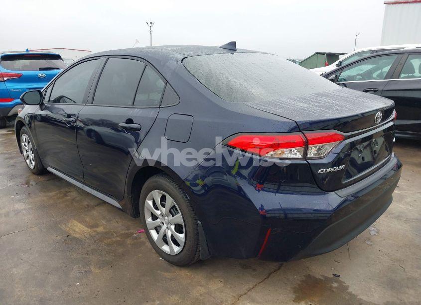 Photo 3 of 2025 Toyota Corolla LE (VIN 5YFB4MDE8SP258799)
