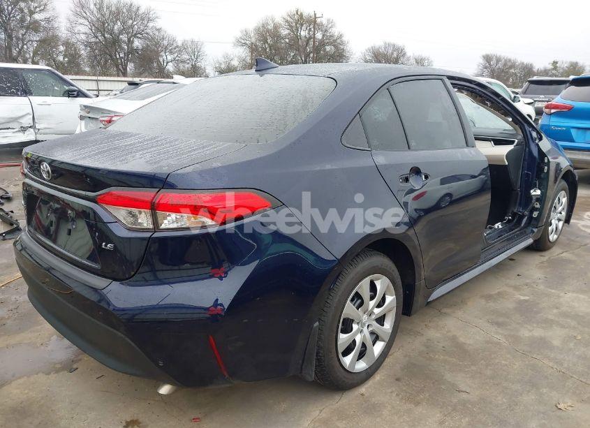 Photo 4 of 2025 Toyota Corolla LE (VIN 5YFB4MDE8SP258799)