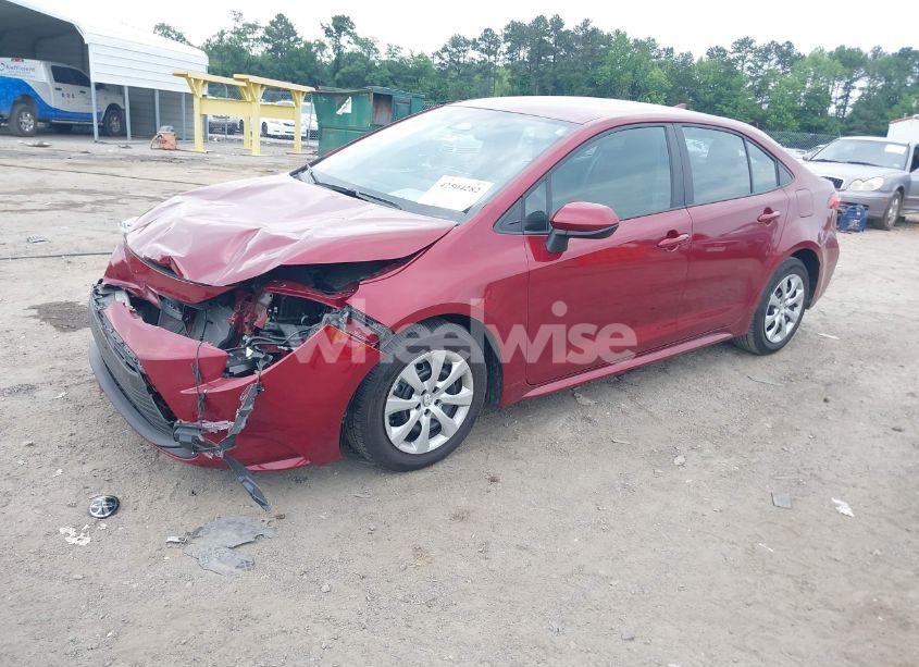 Photo 2 of 2025 Toyota Corolla LE (VIN 5YFB4MDE8SP268815)